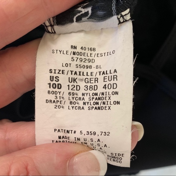 MiracleSuit All Black Draped Ruched  Sz 10 D - Picture 10 of 11